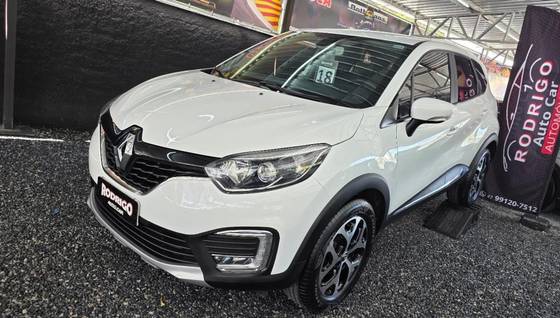 RENAULT CAPTUR 1.6 16V SCE FLEX INTENSE X-TRONIC RENAULT CAPTUR 1.6 16V SCE FLEX INTENSE X-TRONIC